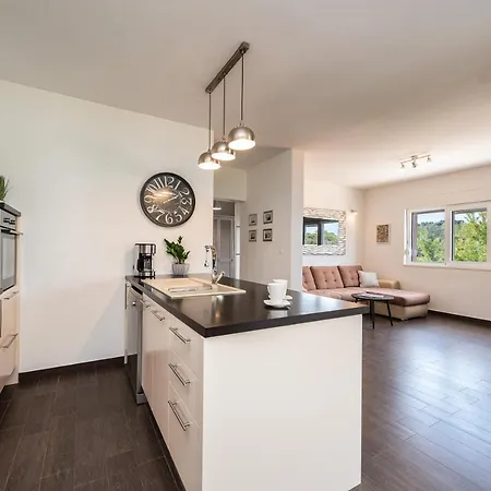 Anita Apartamento Savar