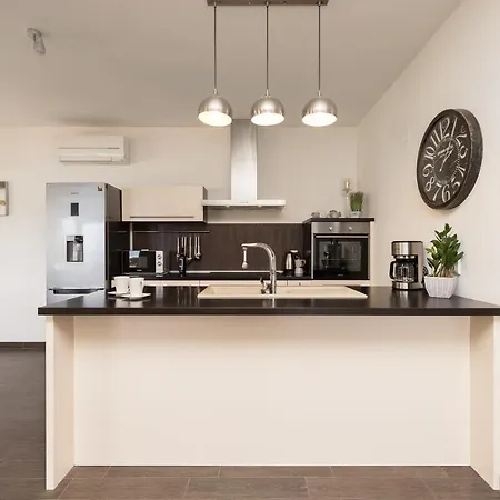 Anita Apartamento Savar